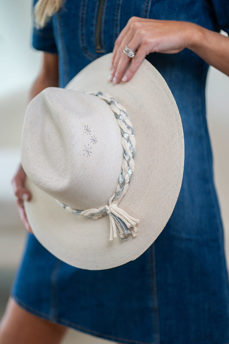 Baldiz White Palm Hat Silver Burst