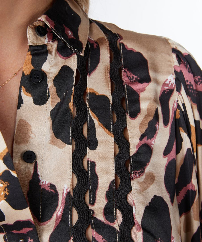 Run Wild Puff Sleeve Bouse